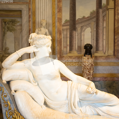 Image of Classical statue of Pauline Bonaparte, made by Antonio Canova