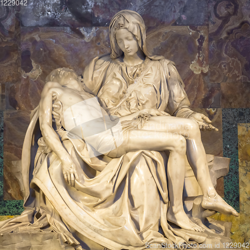 Image of The pity: Michelangelo masterpiece in Saint Peter Basilica - Vat