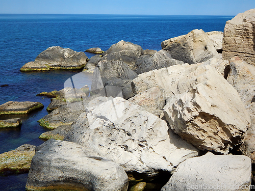 Image of Cliffs by the sea.