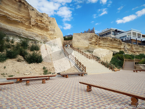 Image of Observation platform on the rocks.