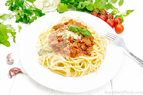 Image of Spaghetti with bolognese on light board