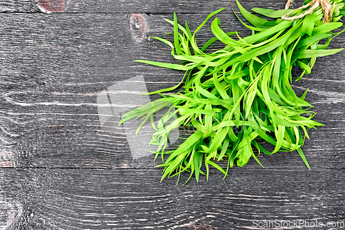 Image of Tarragon bundle on board top