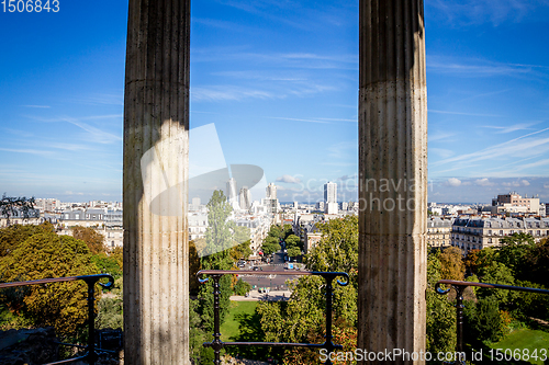 Image of Sibyl temple in Buttes-Chaumont Park, Paris