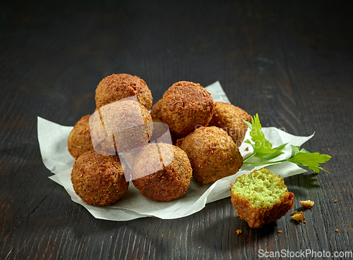 Image of fried falafel balls