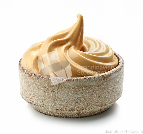 Image of bowl of whipped caramel coffee cream