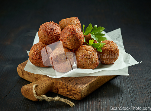 Image of fried falafel balls