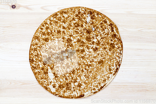 Image of round thin bread