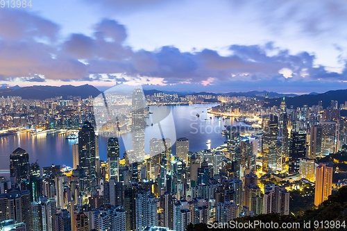 Image of Hong Kong skyline at sunrise