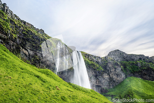 Image of Seljalandsfoss waterfalls in Iceland