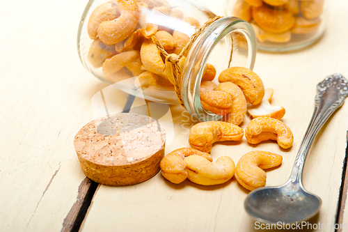 Image of cashew nuts on a glass jar