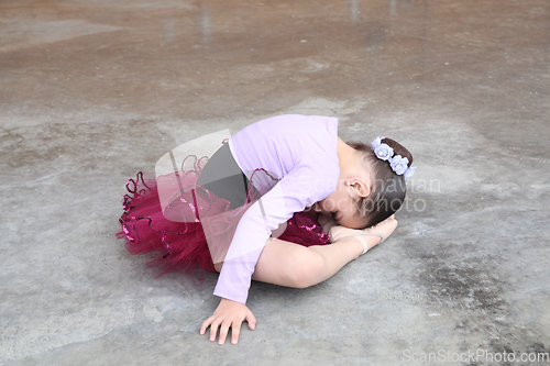 Image of Ballet girl