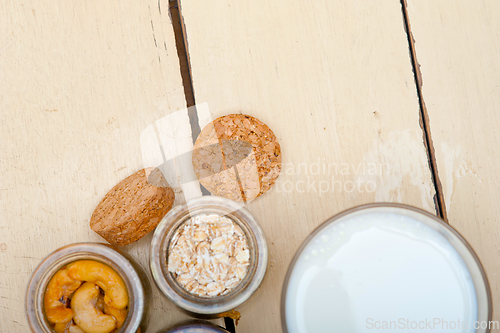 Image of healthy breakfast ingredients