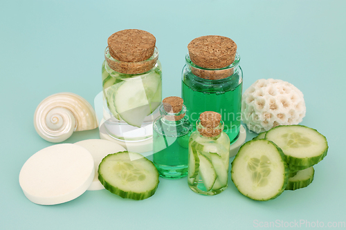 Image of Natural Cucumber Skin Care Cleansing Beauty Treatment