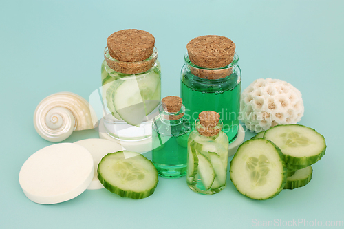 Image of Natural Cucumber Skin Care Cleansing Beauty Treatment