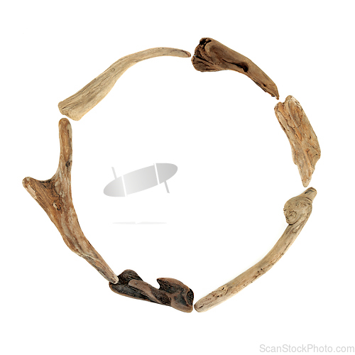 Image of Abstract Driftwood Round Shaped Minimal Frame