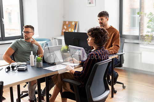 Image of business team or startuppers working at office