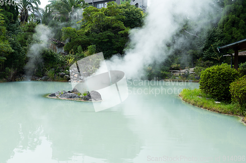 Image of White pond hell in Beppu