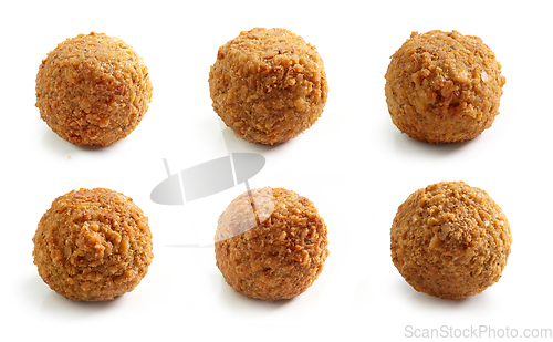 Image of fried falafel balls