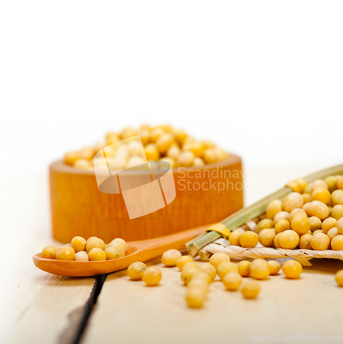 Image of organic soya beans