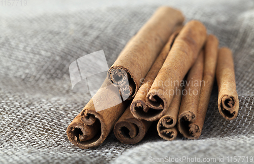 Image of fragrant cinnamon sticks