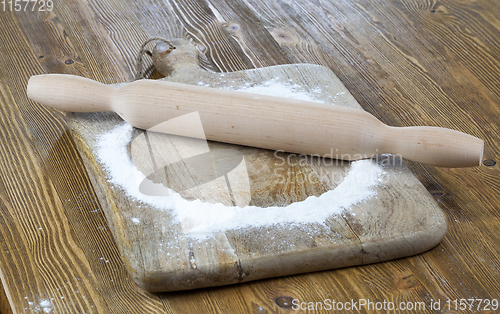 Image of wooden rolling pin