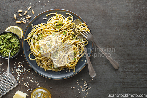 Image of Spaghetti pesto