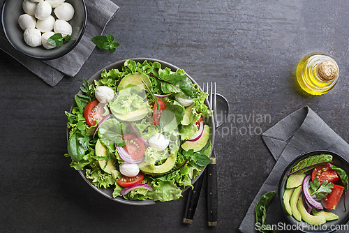 Image of Green salad avocado