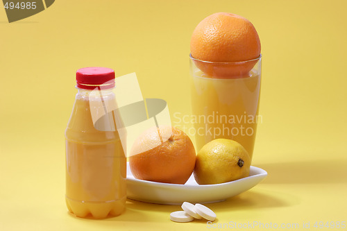 Image of Yellow vitamins