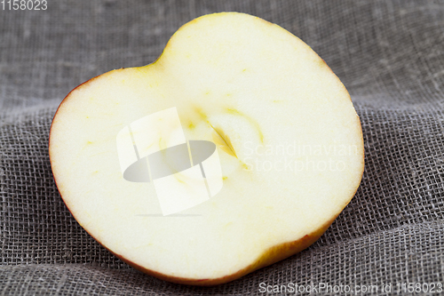 Image of half of apple