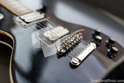 Image of close up of bass guitar strings