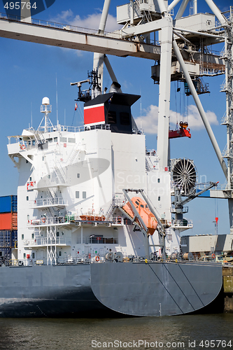 Image of ship in port