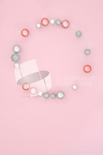 Image of Abstract Festive Christmas Minimal Wreath