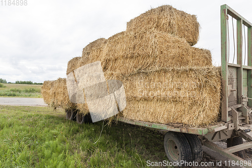 Image of broken trailer