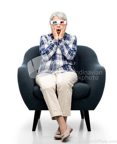 Image of scared senior woman in 3d glasses watching movie