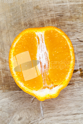 Image of half-cut orange