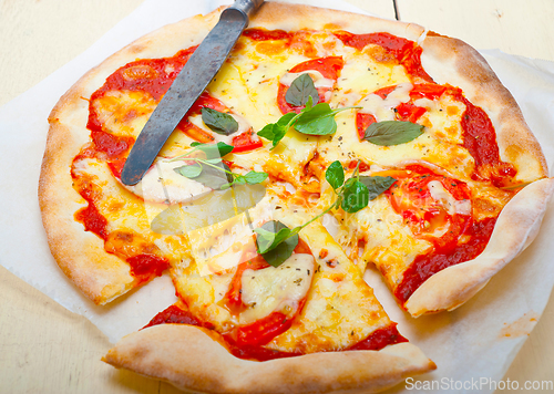 Image of Italian pizza Margherita