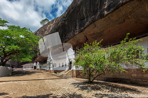 Image of Rock temple in Dambulla, Sri Lanka