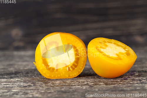 Image of yellow tomato