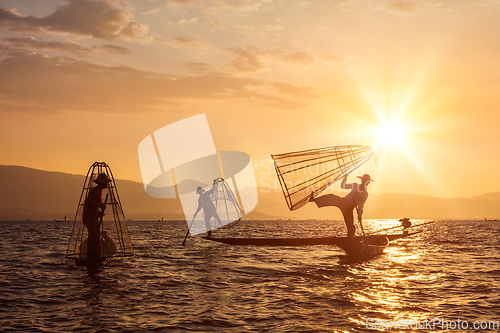 Image of Traditional Burmese fisherman at Inle lake, Myanmar