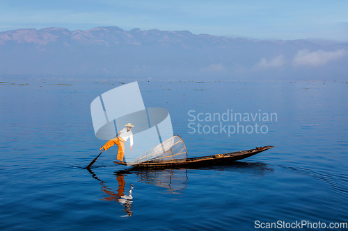 Image of Traditional Burmese fisherman at Inle lake, Myanmar