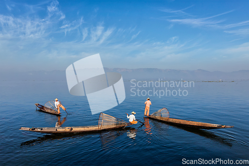 Image of Traditional Burmese fisherman at Inle lake, Myanmar