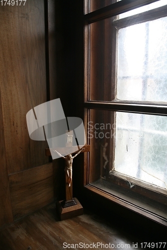Image of Cross at the window