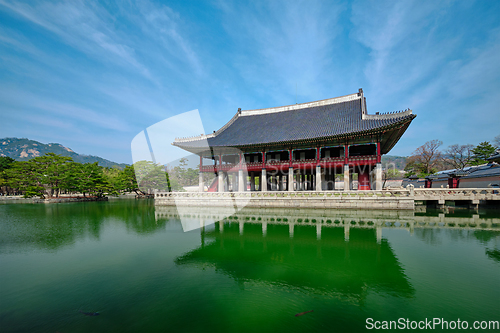 Image of Gyeonghoeru Pavillion Royal Banquet Hall in Gyeongbokgung Palace, Seoul