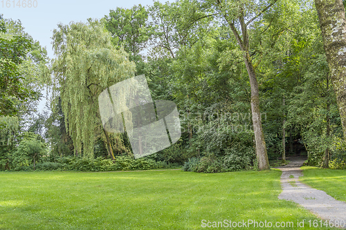 Image of idyllic park scenery