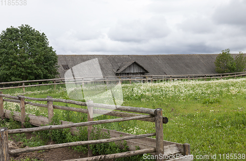 Image of primitive wooden fence