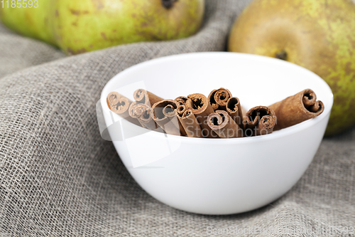 Image of whole cinnamon sticks