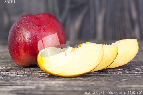 Image of ripe peach