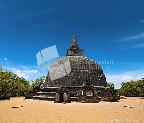 Image of Kiri Vihara - ancient buddhist dagoba (stupa)