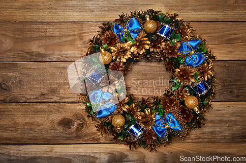 Image of Christmas wreath top view