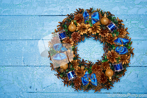 Image of Christmas wreath top view